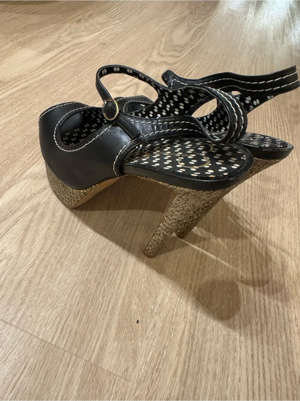 Jessica Simpson Black Leather Platform Peep-Toe Slingbacks